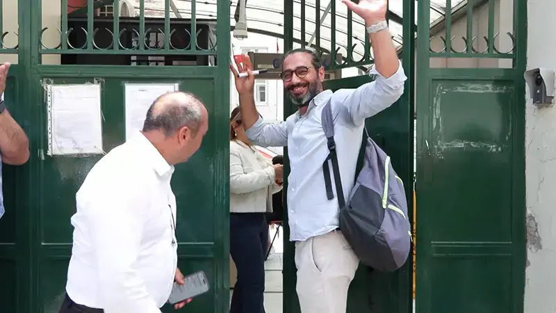 Özel İtalyan Lisesi'nde 123 gün süren grev sona erdi; öğretmenler sınıflarına döndü