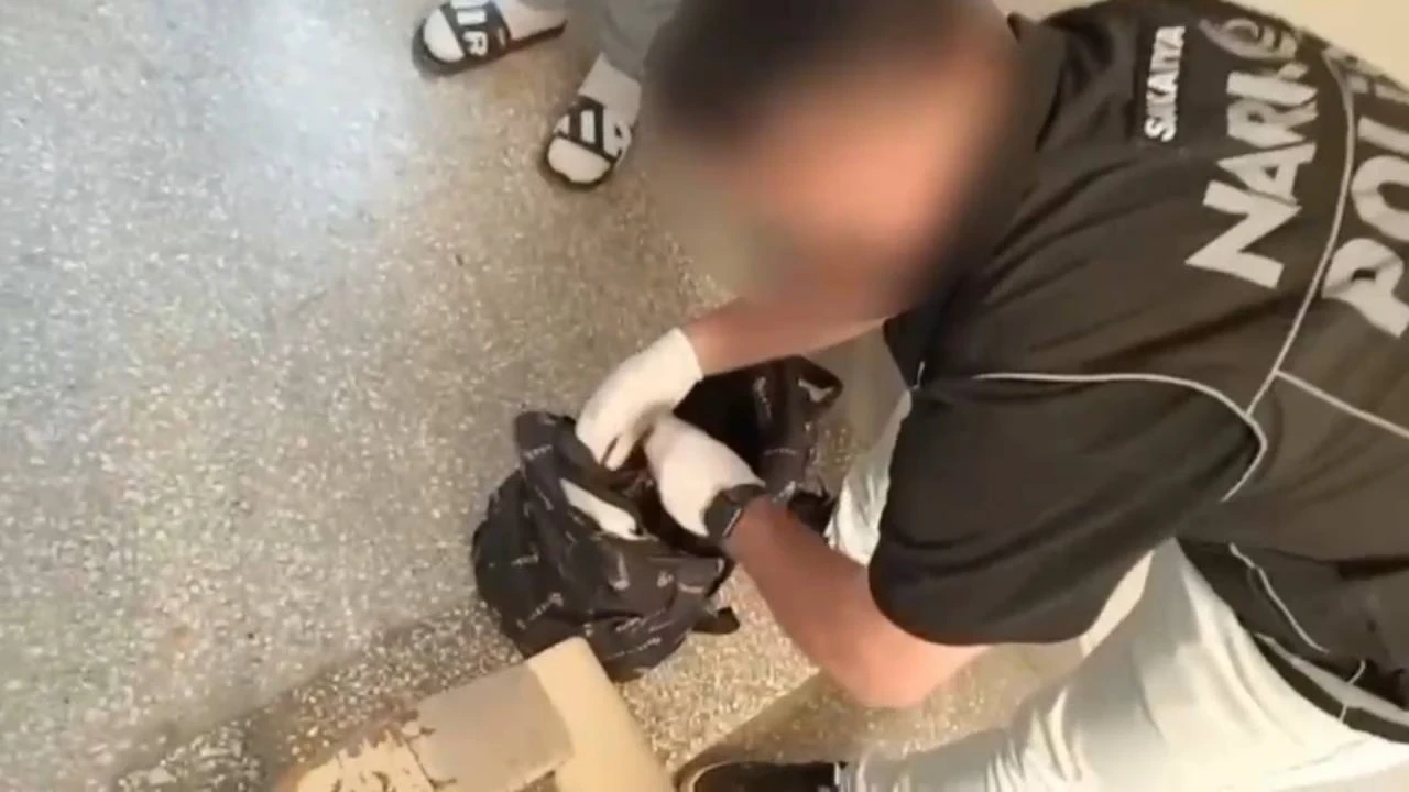 Sakarya'da zehir tacirlerine operasyon: 2 tutuklama