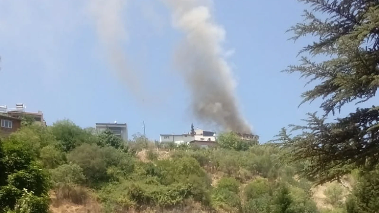 Bilecik’te metruk evde yangın