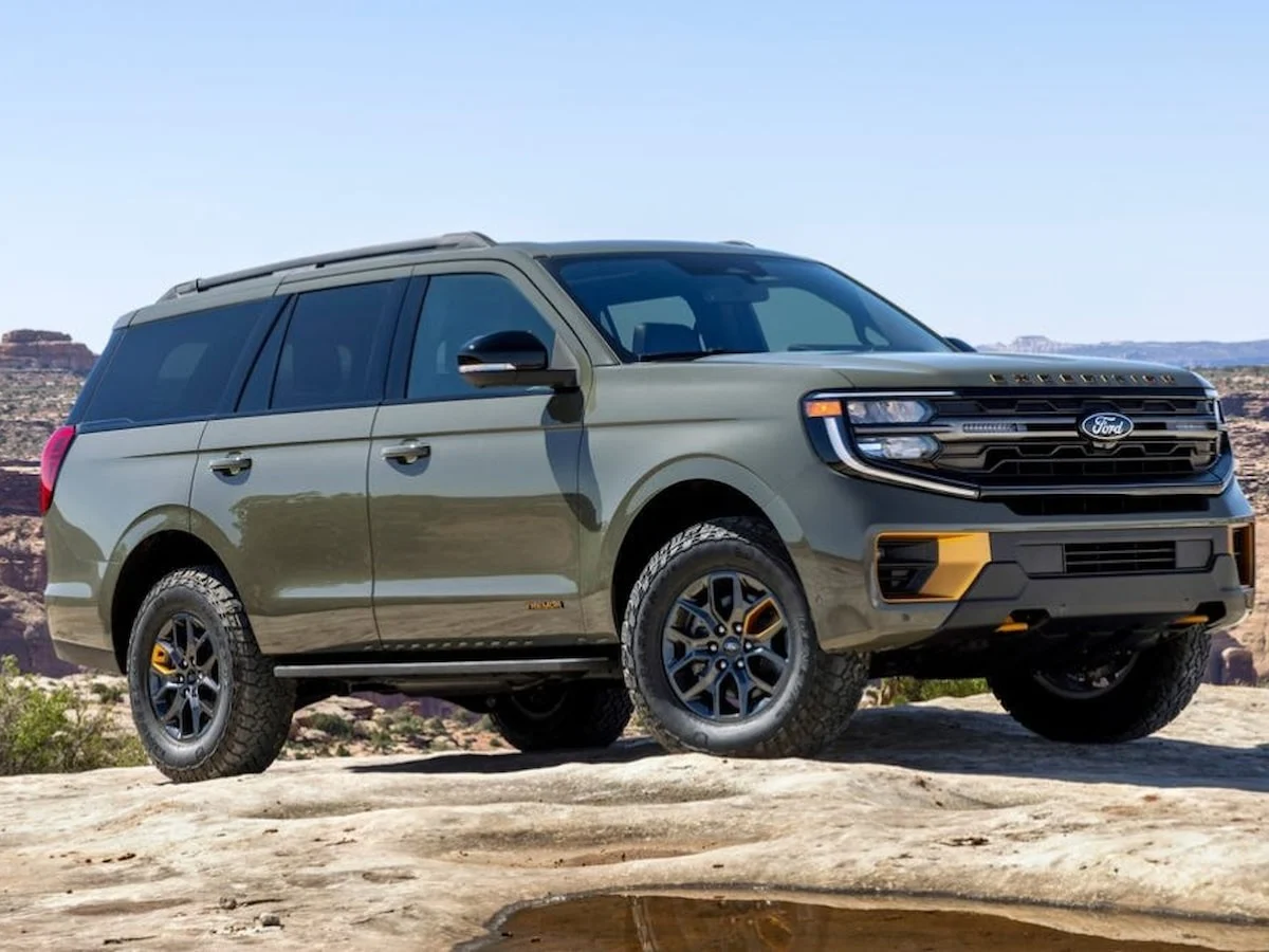 Otomotiv devinde tehlikeli arıza: Ford yüz binlerce aracı topluyor