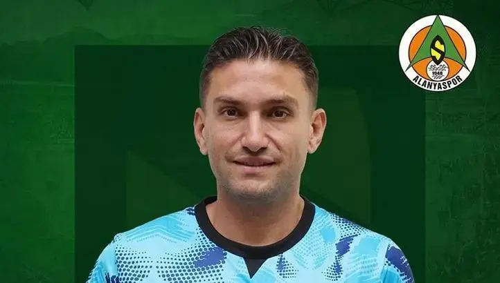 Alanyaspor'da 2 oyuncuyla daha yollar ayrıldı