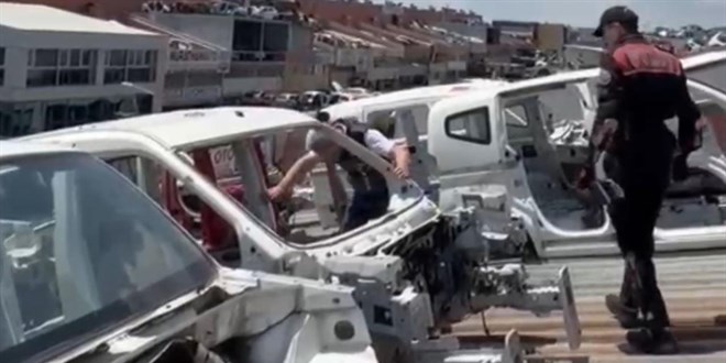 Ankara'da 'change' otomobil operasyonu: 4 gözaltı