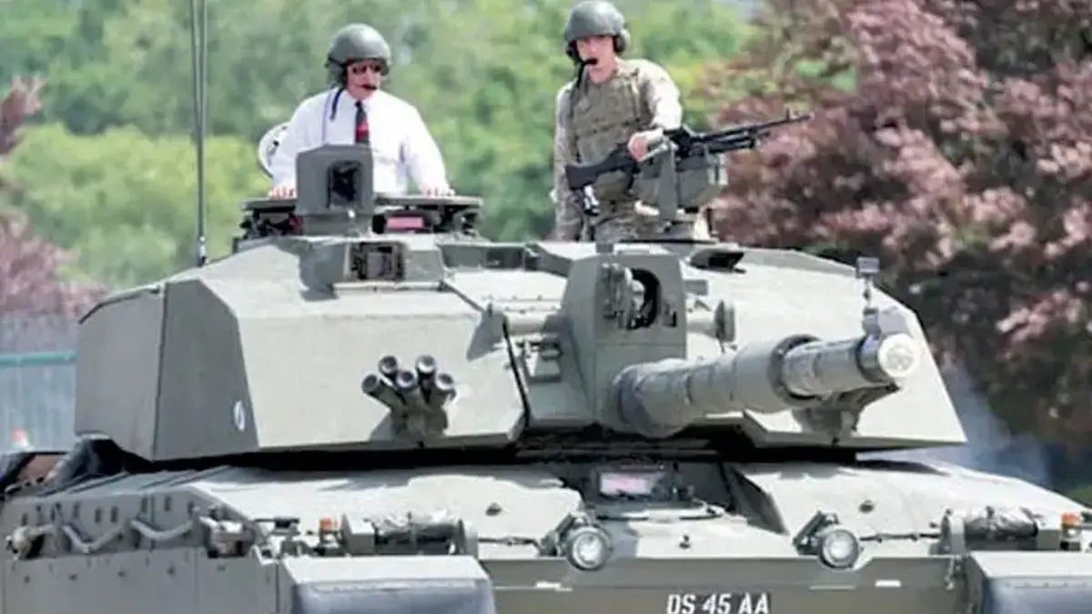 Kral’dan tank turu