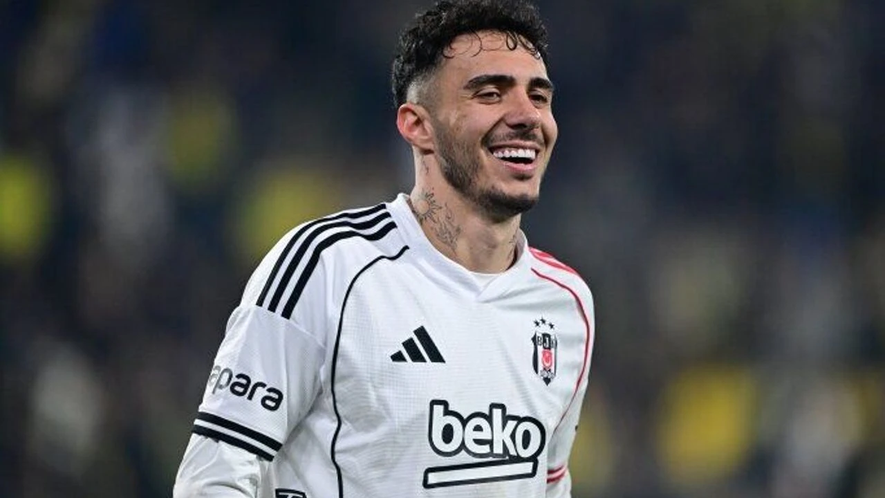 Beşiktaş'ta Emirhan Topçu'ya sürpriz talip!