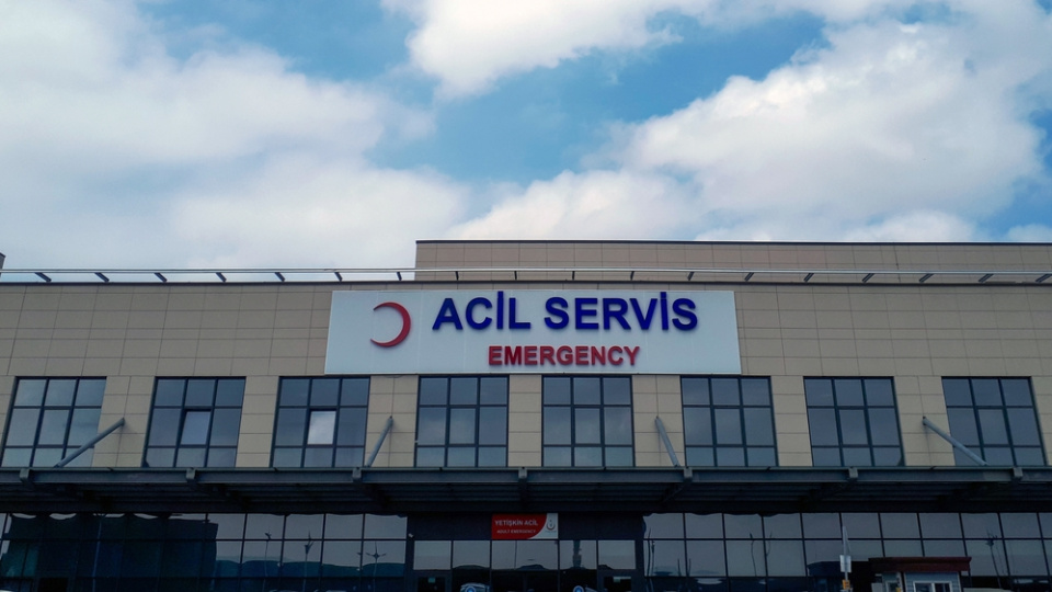 Türkiye öz bakım araştırması sonuçları açıklandı! Toplumun yarısı hafif hastalıkta bile acile gidiyor