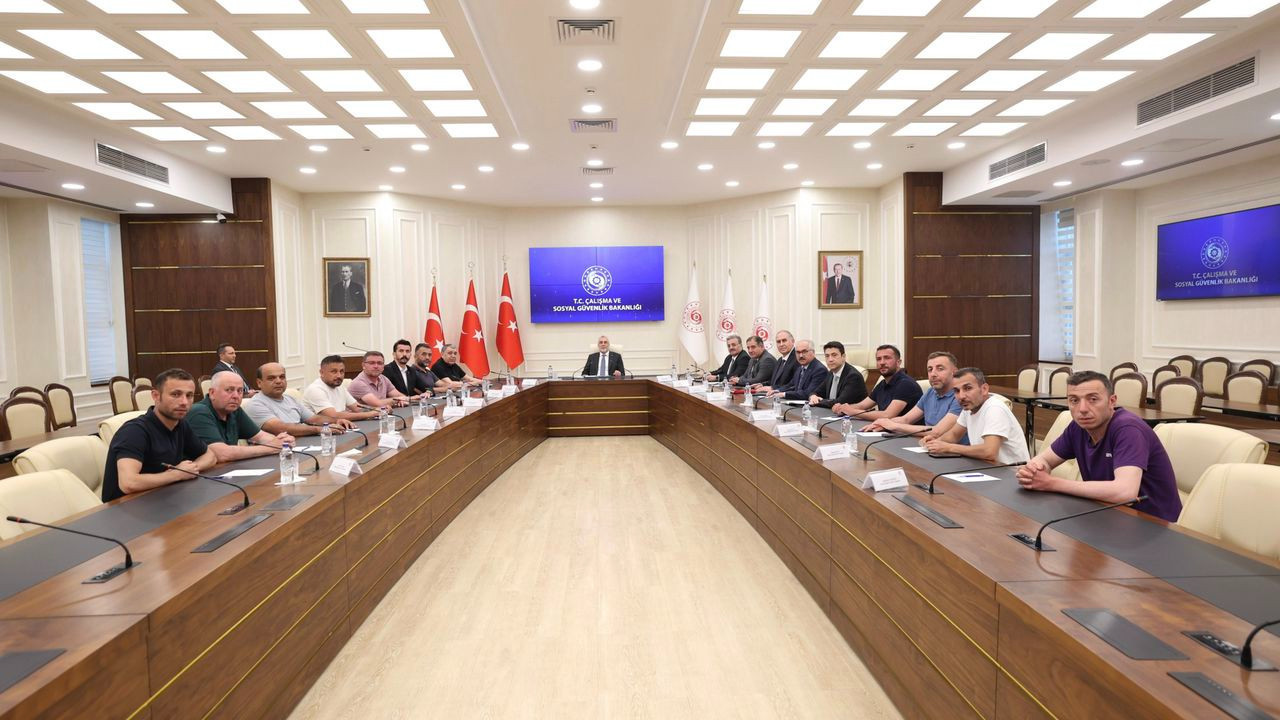 Doruk Madencilik işçileri Bakan Işıkhan ile görüştü