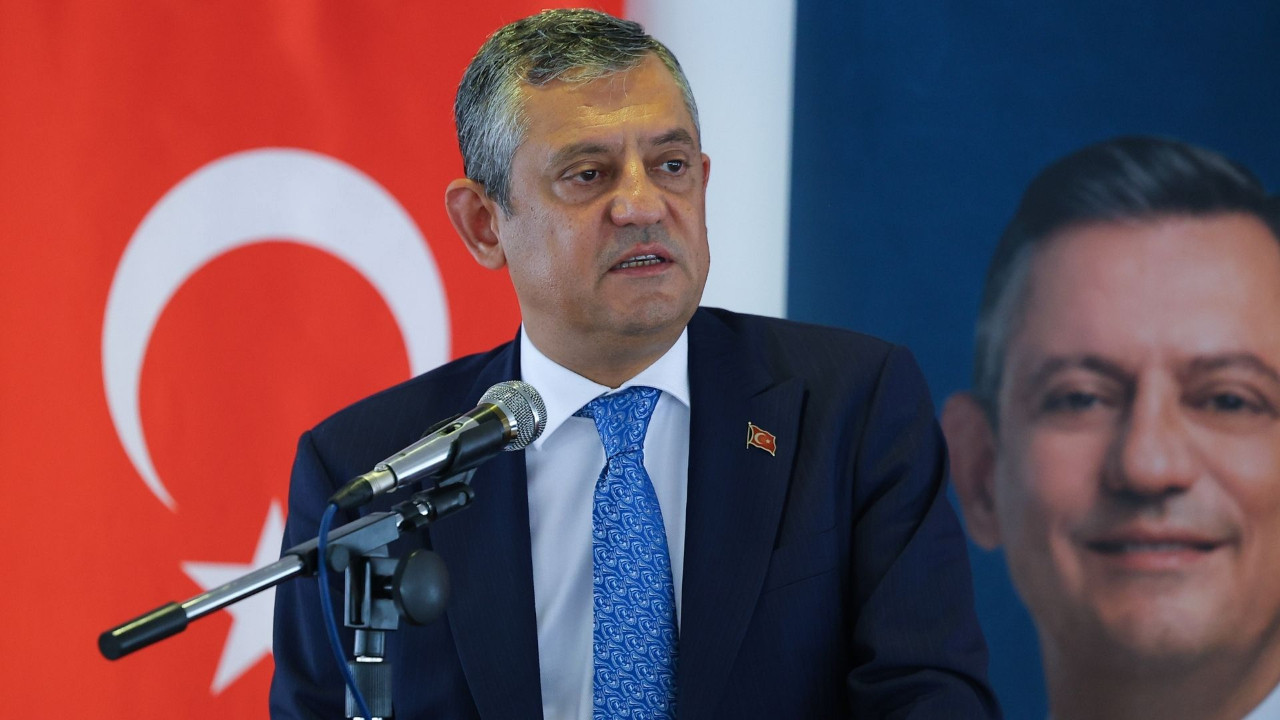 CHP’yi böldü, Batı’dan övgüyü kaptı! Özgür Özel için ne dediler?