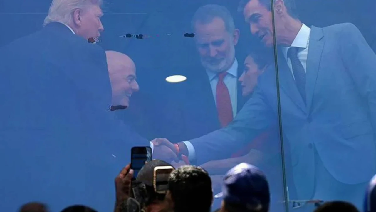Trump ile Sanchez'den beklenmeyen kare