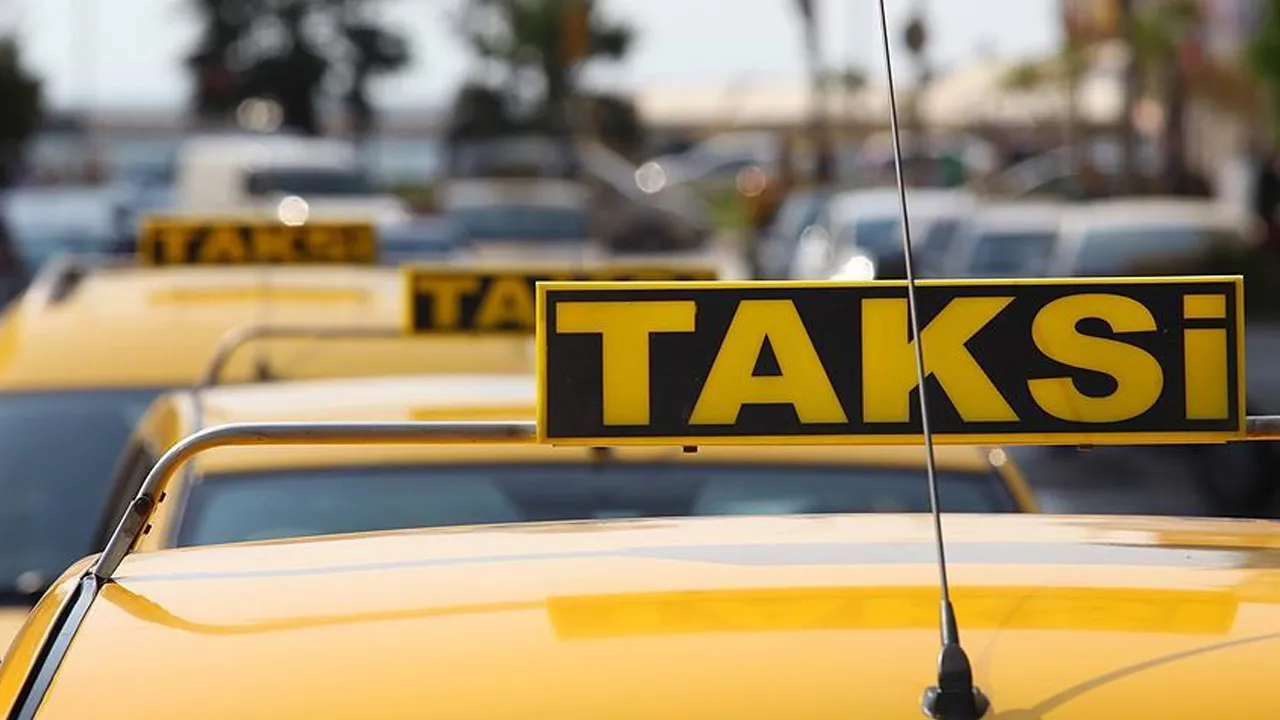 Taksimetresiz yolculuk pahalıya patladı! Ceza, men ve ehliyet iptali