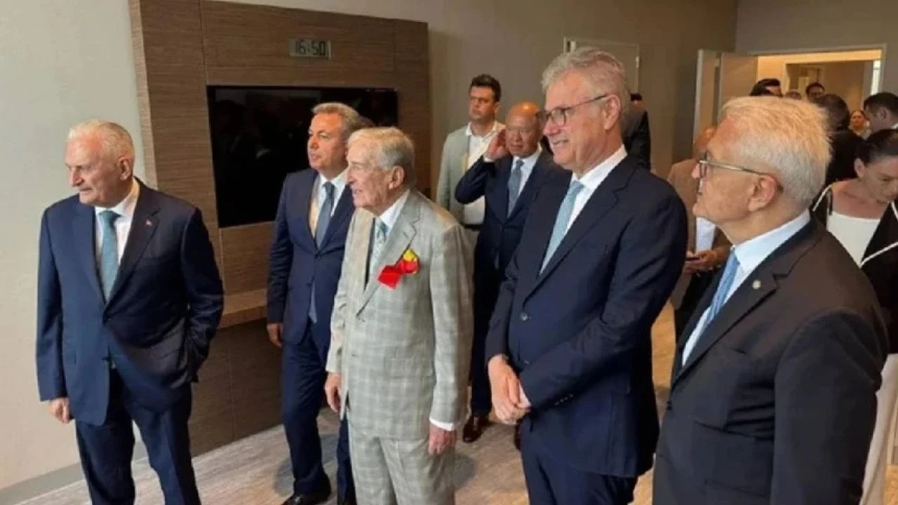 RAHMİ KOÇ NE DEDİ? Rahmi Koç'un tartışmalı "Kürt kadın" fıkrası ne? İşte merak edilenler