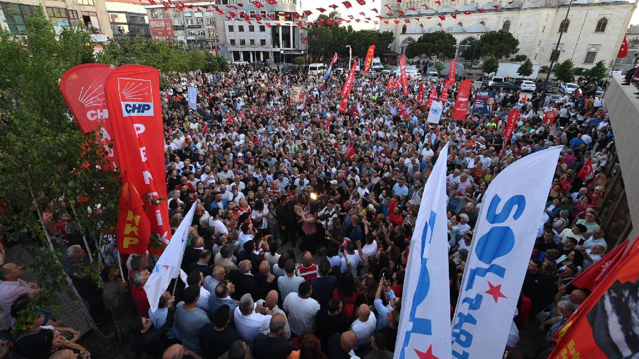 Özgür Çelik: Bu darbe mekaniğiyle CHP’ye bir sınır çizmek istiyorlar