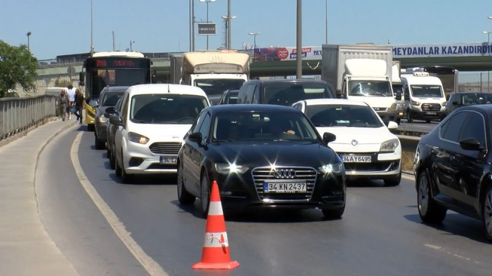D-100'de yangın yoğunluğu