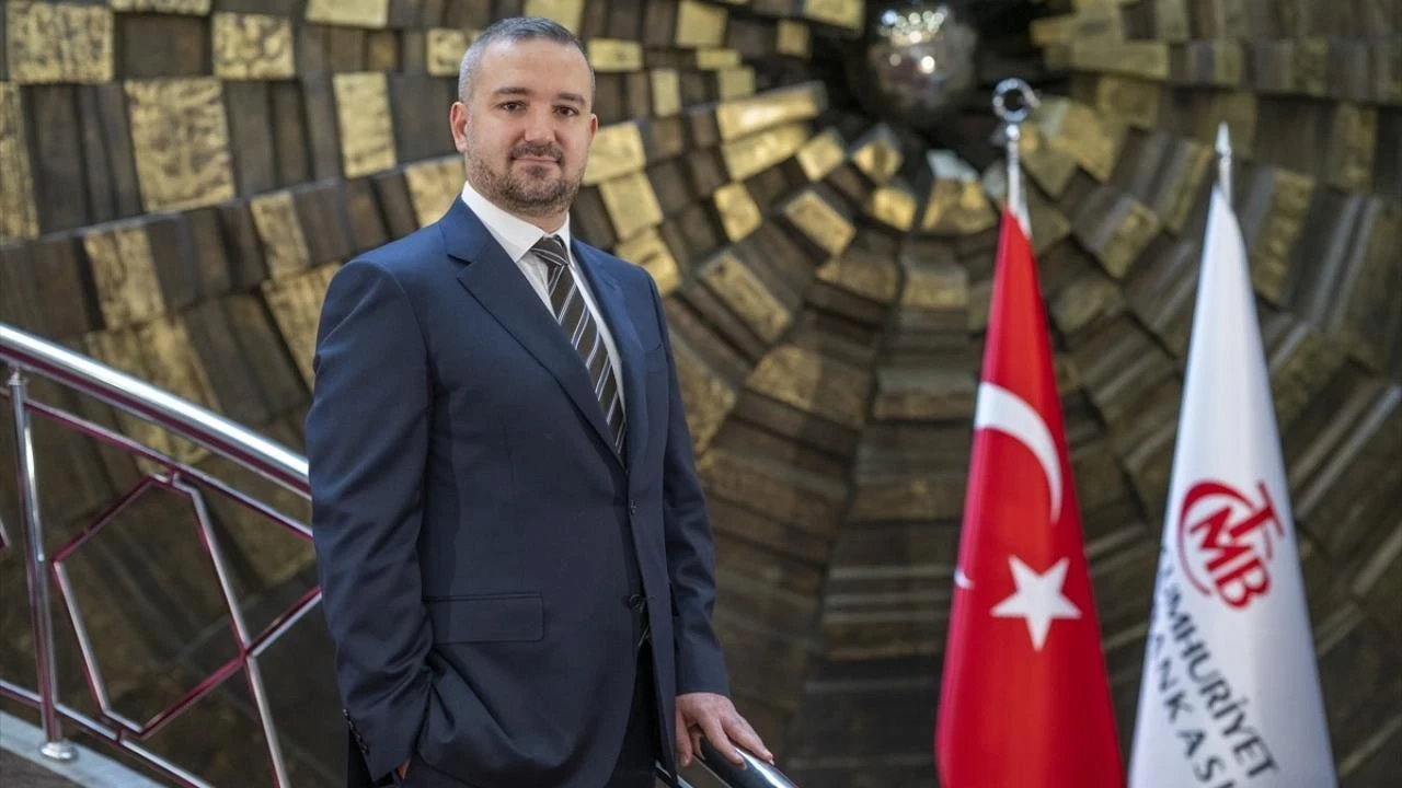 TCMB/Karahan: Talepteki yavaşlama dezenflasyonu destekliyor