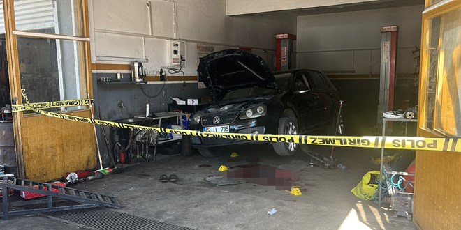 Liftten düşen otomobilin altında kalan tamirci öldü