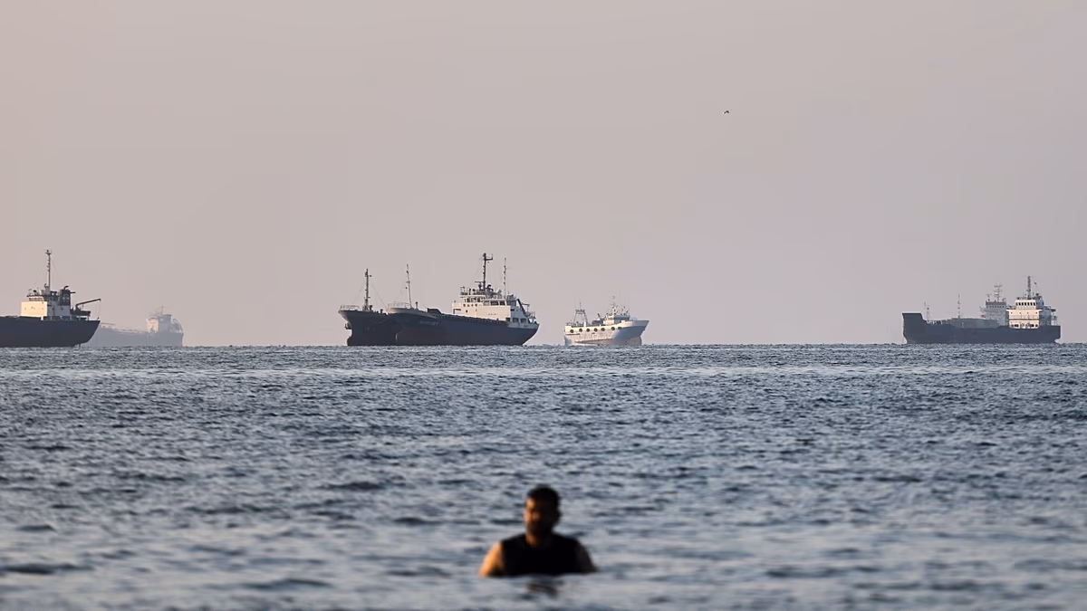 ABD, İran'a gündüz hava saldırılarına yeniden başladı