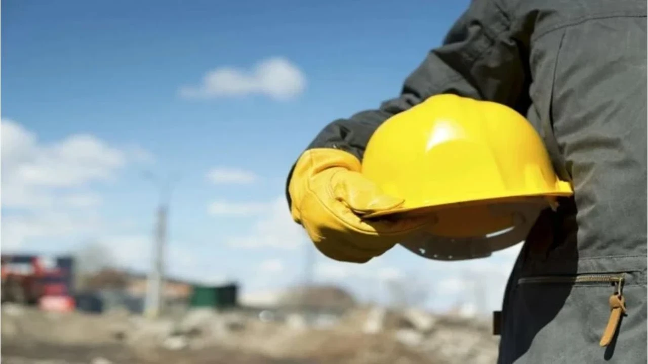 Beton santralinde kahreden iş kazası: Genç işçi makinenin içinde yaşamını yitirdi