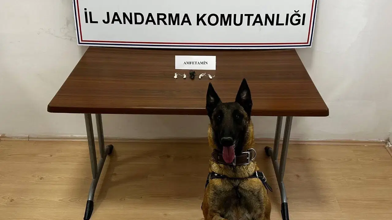 Motosikletli uyuşturucu sevkiyatına operasyon: 2 şüpheli yakalandı