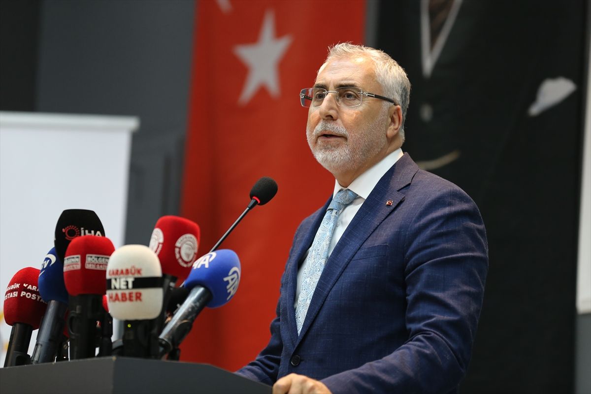 Bakan Işıkhan, Karabük'te "Genişletilmiş İl Danışma Meclisi Toplantısı"nda konuştu Açıklaması