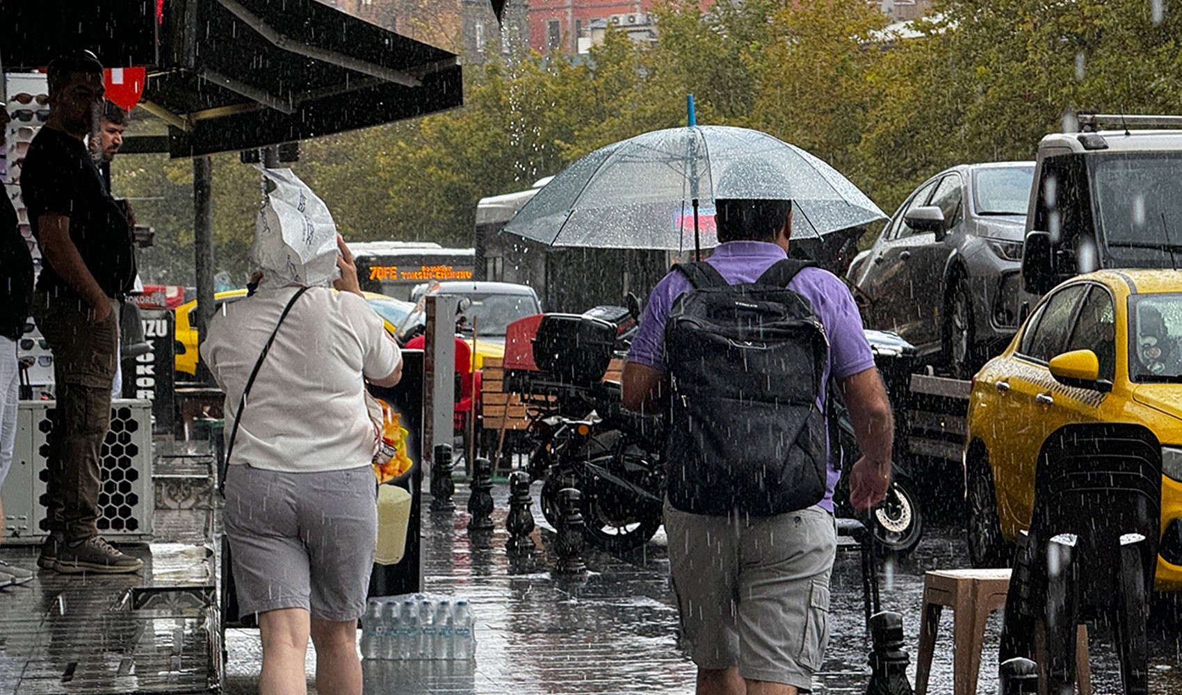 Meteoroloji'den İstanbul dahil 4 kente sarı kodlu uyarı: Gök gürültülü sağanak etkili olacak