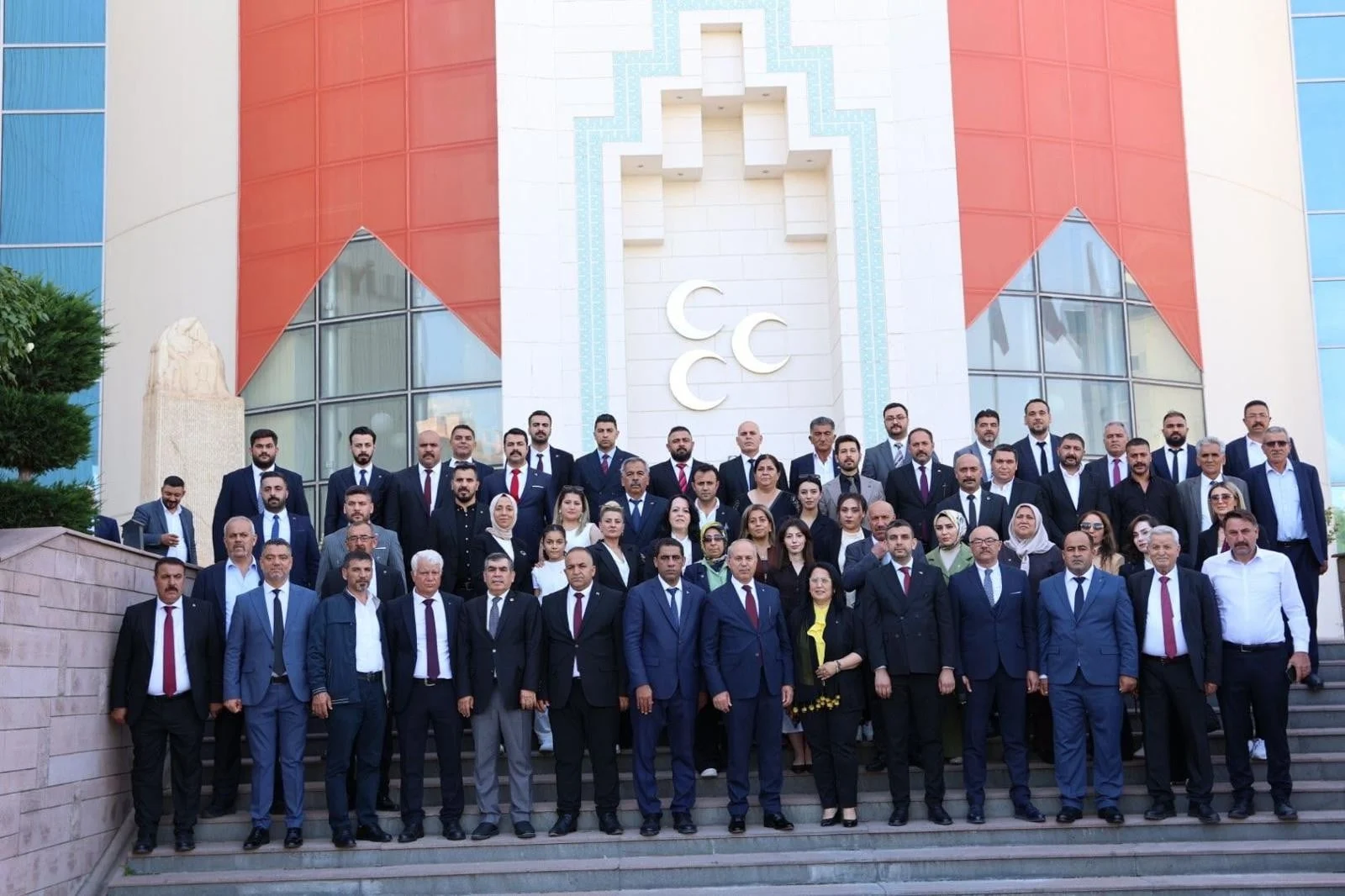 Devlet Bahçeli'ye anlamlı hediye