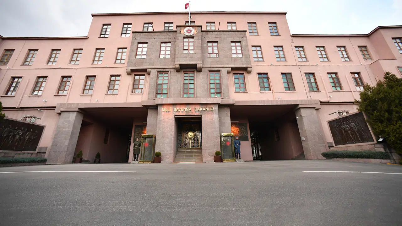 MSB'den Kıbrıs Barış Harekatı'nın 52'inci yıl dönümü mesajı