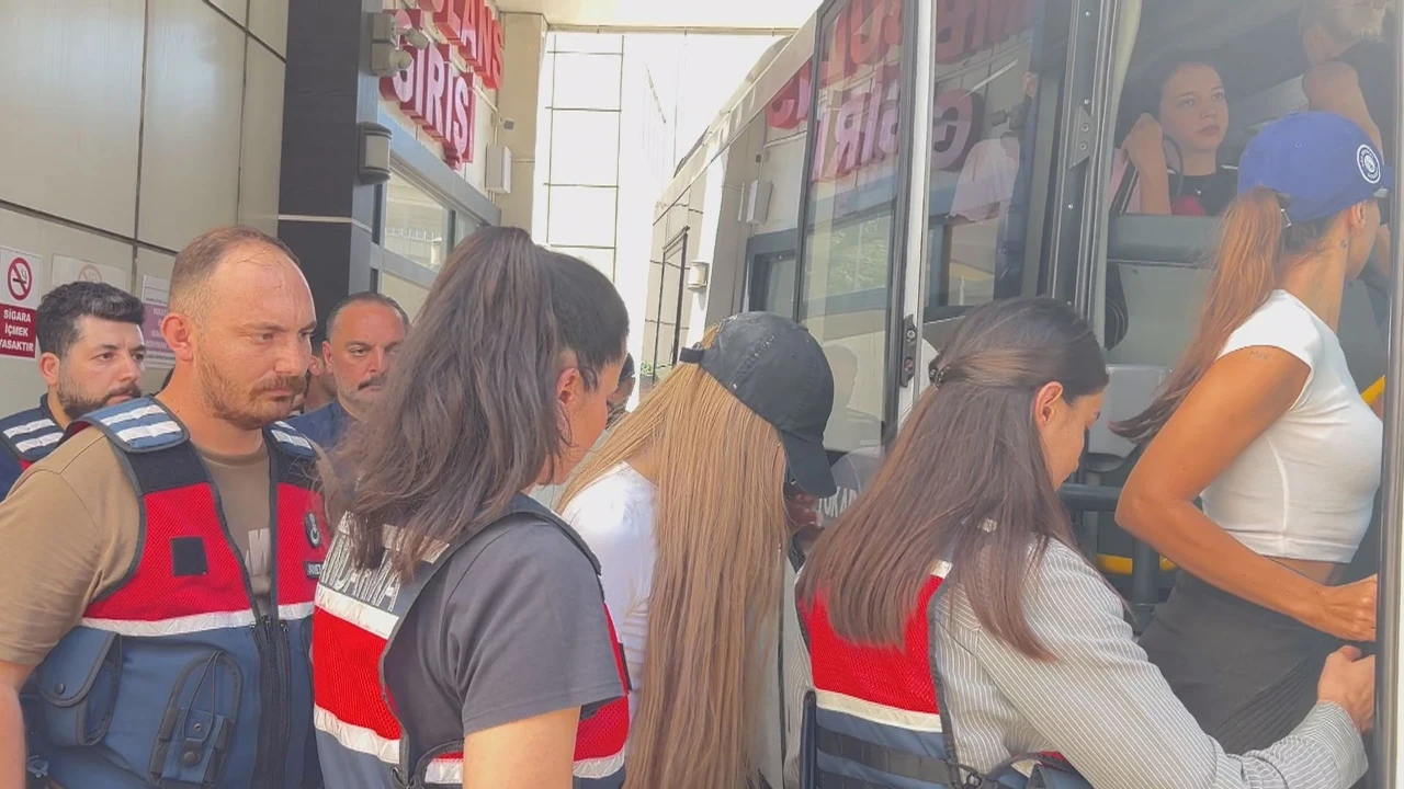 Ünlülere yönelik uyuşturucu soruşturmasında yeni gelişme: 12 şüpheli adliyeye sevk edildi