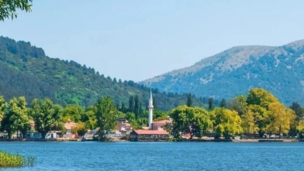 İzmir'de sıcaklardan kaçmak isteyenlere altın öneriler! İşte İzmir'in en serin ilçeleri…