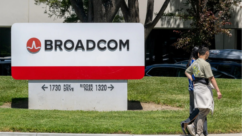 Broadcom ve Apple anlaşmasını 2031'e kadar uzattı