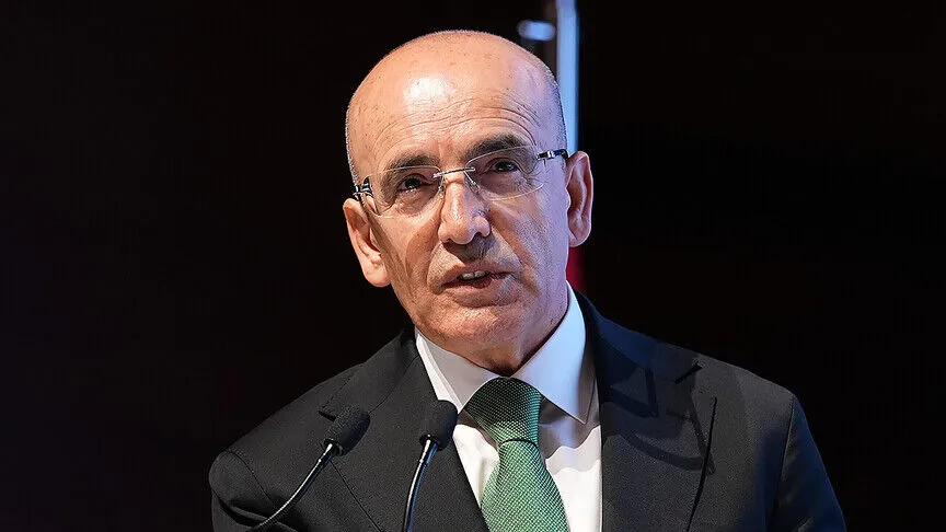 Bakan Şimşek: Savunma sanayisindeki başarımızı diğer sektörlere de taşıyarak üretim kapasitemizi artırmayı sürdüreceğiz