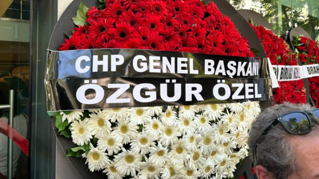 Son dakika | Kılıçdaroğlu'nun çelengi Ahmet Telli'nin cenaze törenine alınmadı! Geri gönderildi
