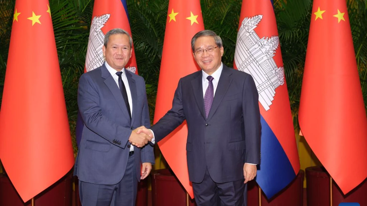 Çin Başbakanı Li Qiang Kamboçyalı mevkidaşı ile görüştü