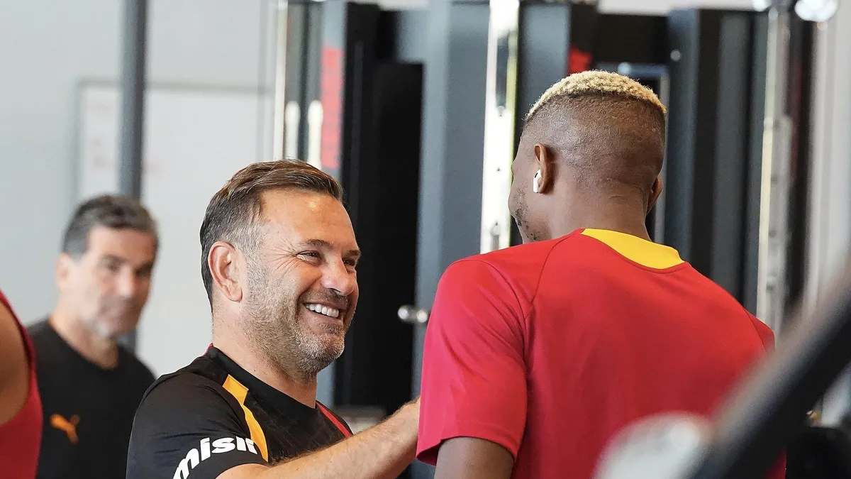 Victor Osimhen geri döndü