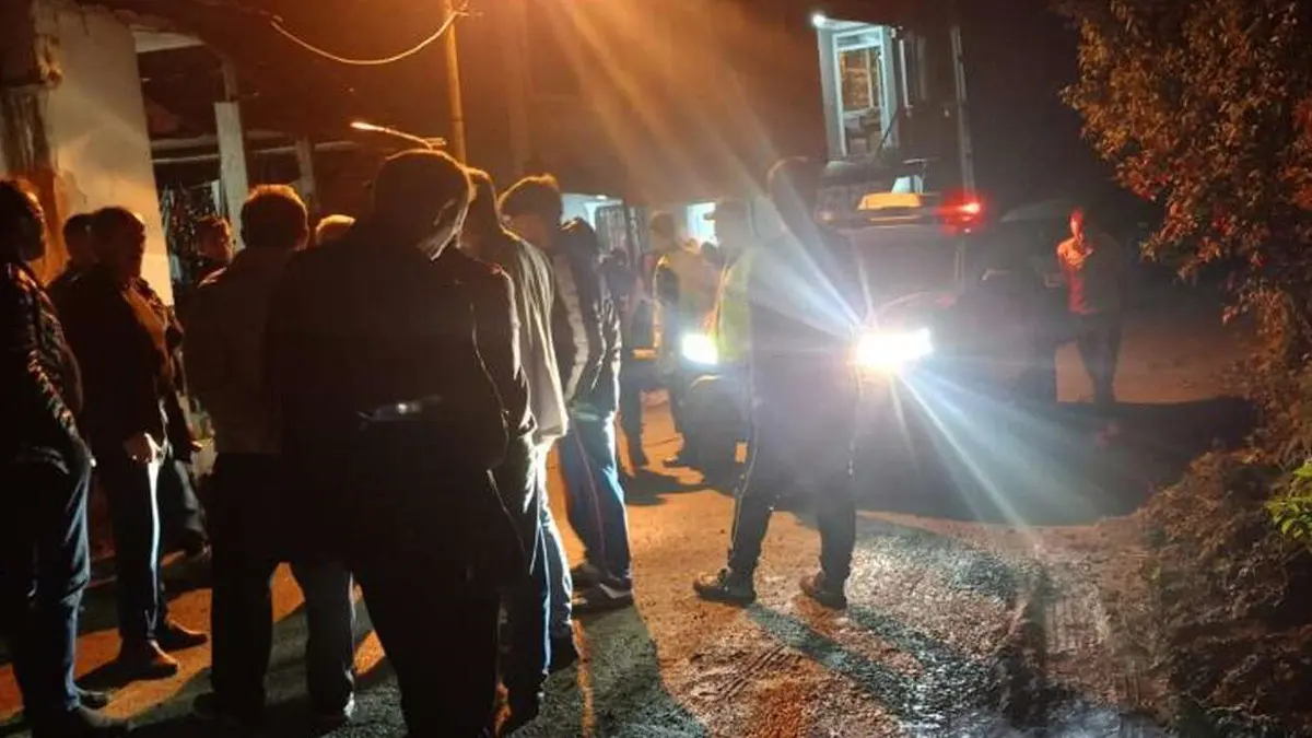 O ilçeyi ayağa kaldıran gizemli patlama! 'Evler sallandı, gökten saçma parçaları düştü'