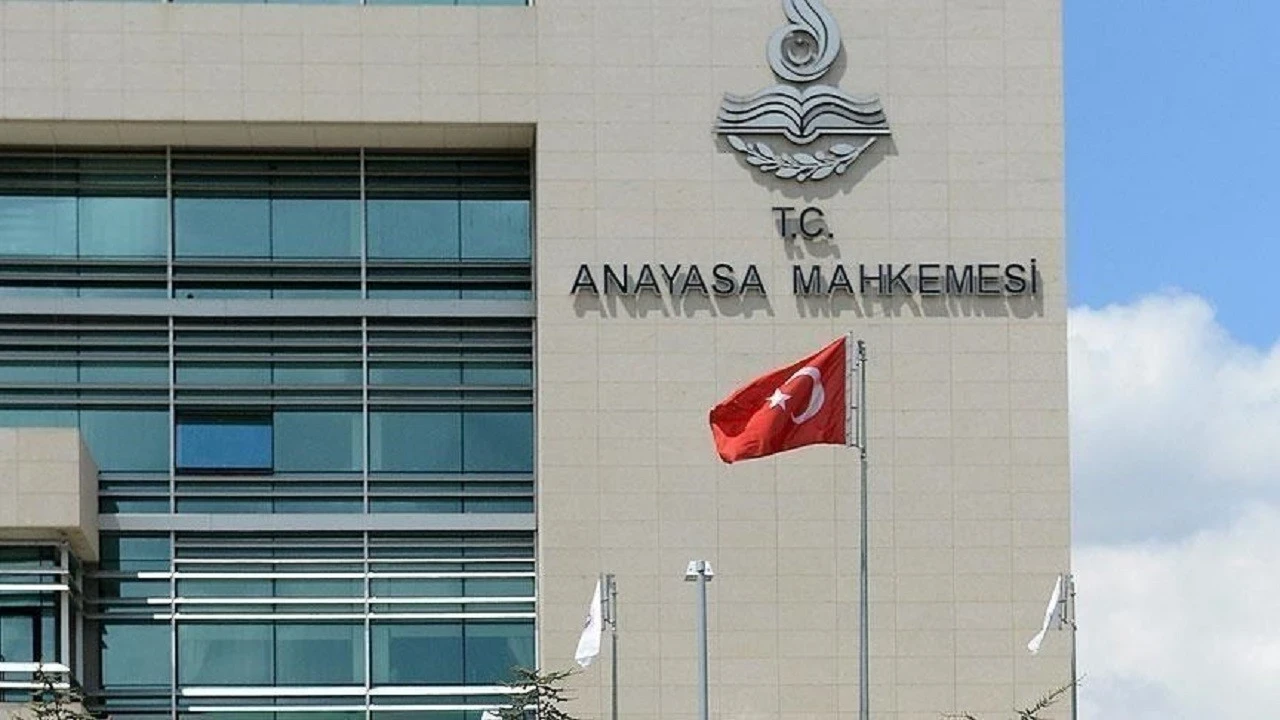 AYM'den cinsiyet değişikliği düzenlemesi için ret kararı