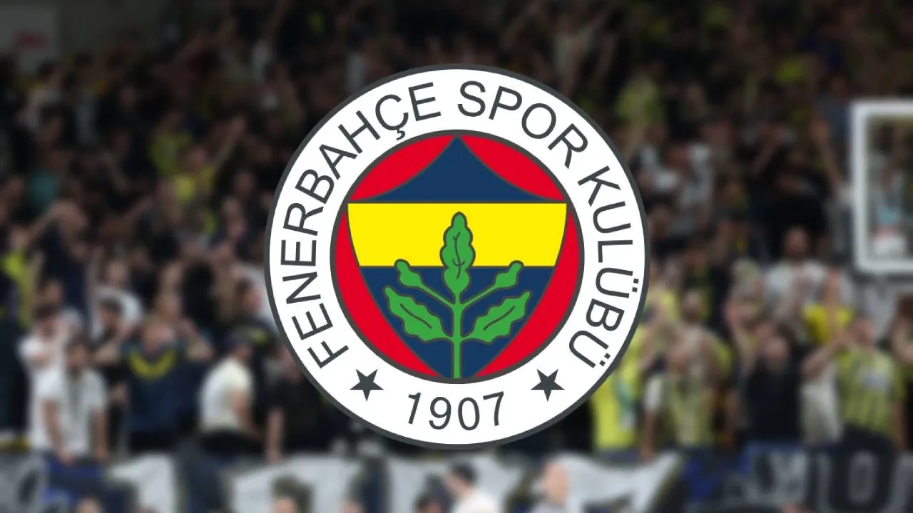 Fenerbahçe'de 2 ayrılık açıklandı! Sarı-lacivertliler, yıldız oyunculara veda etti