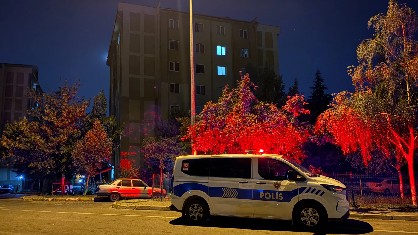 Kayseri’de 3’üncü kattan düşen çocuk ağır yaralandı