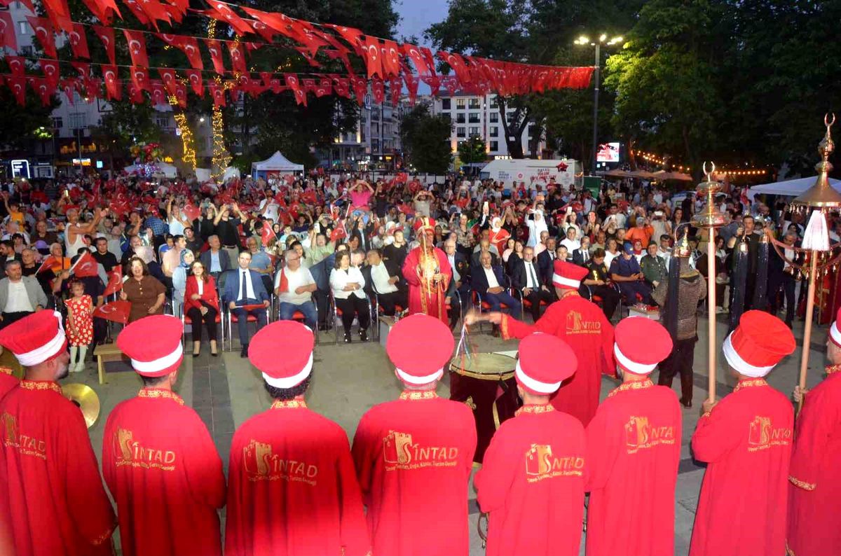 Sinop'ta 15 Temmuz Demokrasi ve Milli Birlik Günü kutlandı