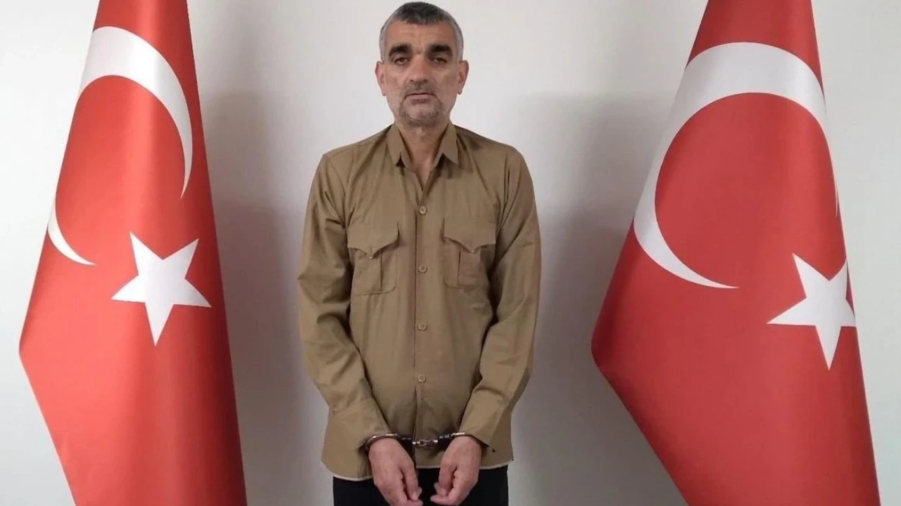 Sarı bültenle aranan IŞİD'li Türkiye'ye getirildi