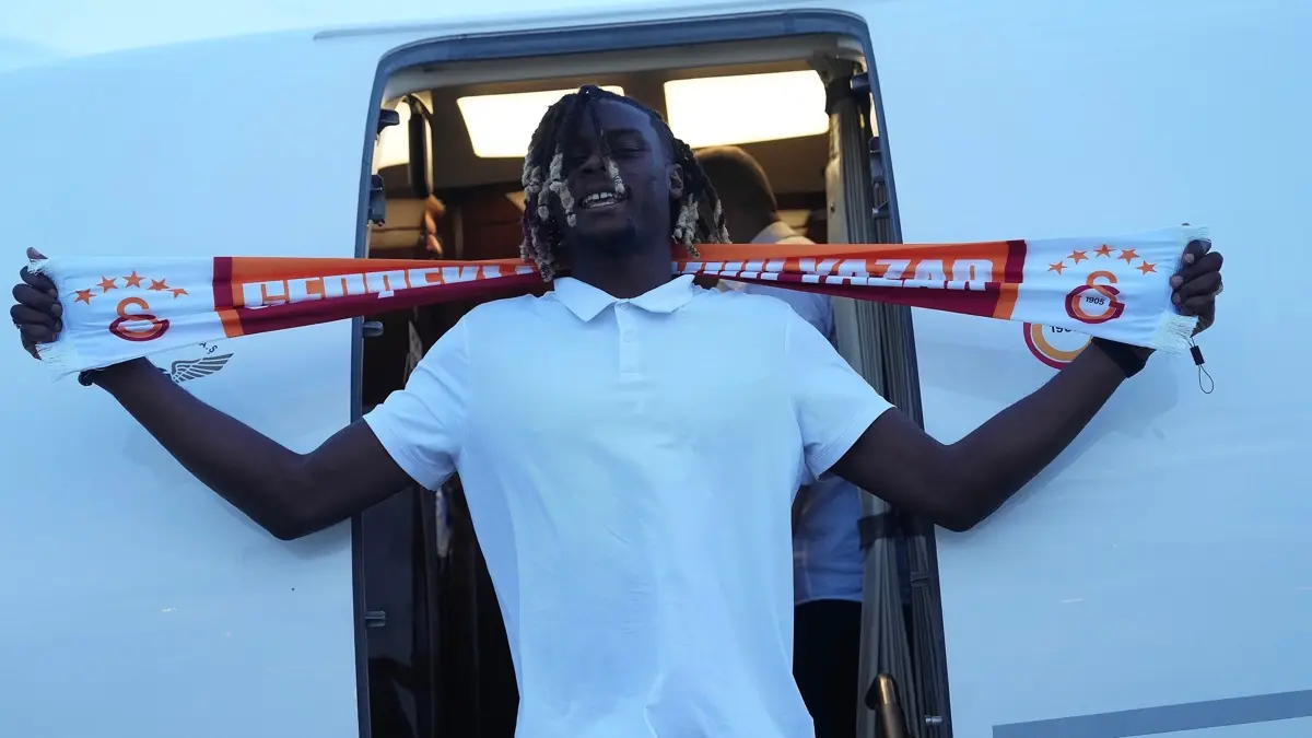 'Baby Desailly' Aslan oldu
