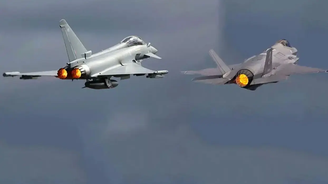30 adetlik F-35 planlarından vazgeçildi! Eurofighter Typhoon savaş uçağı geliyor