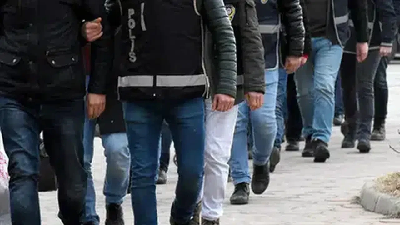 Van'da farklı suçlardan aranan 147 kişi yakalandı