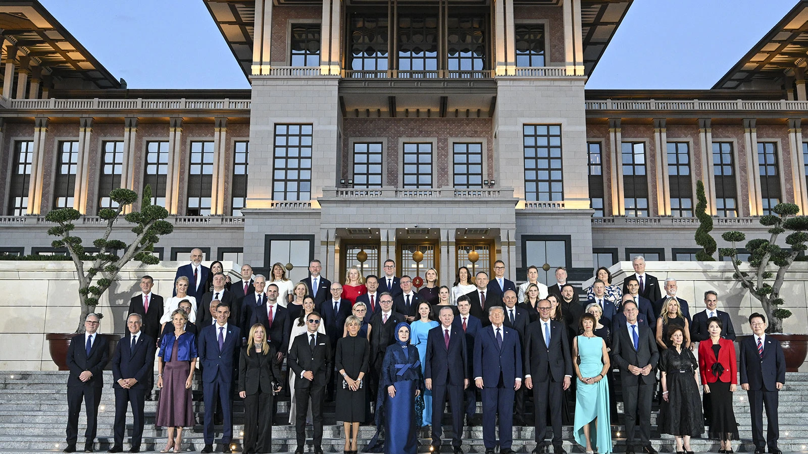 Ankara'daki tarihi NATO zirvesinde ikinci gün! Birinci günde neler oldu, neler konuşuldu?