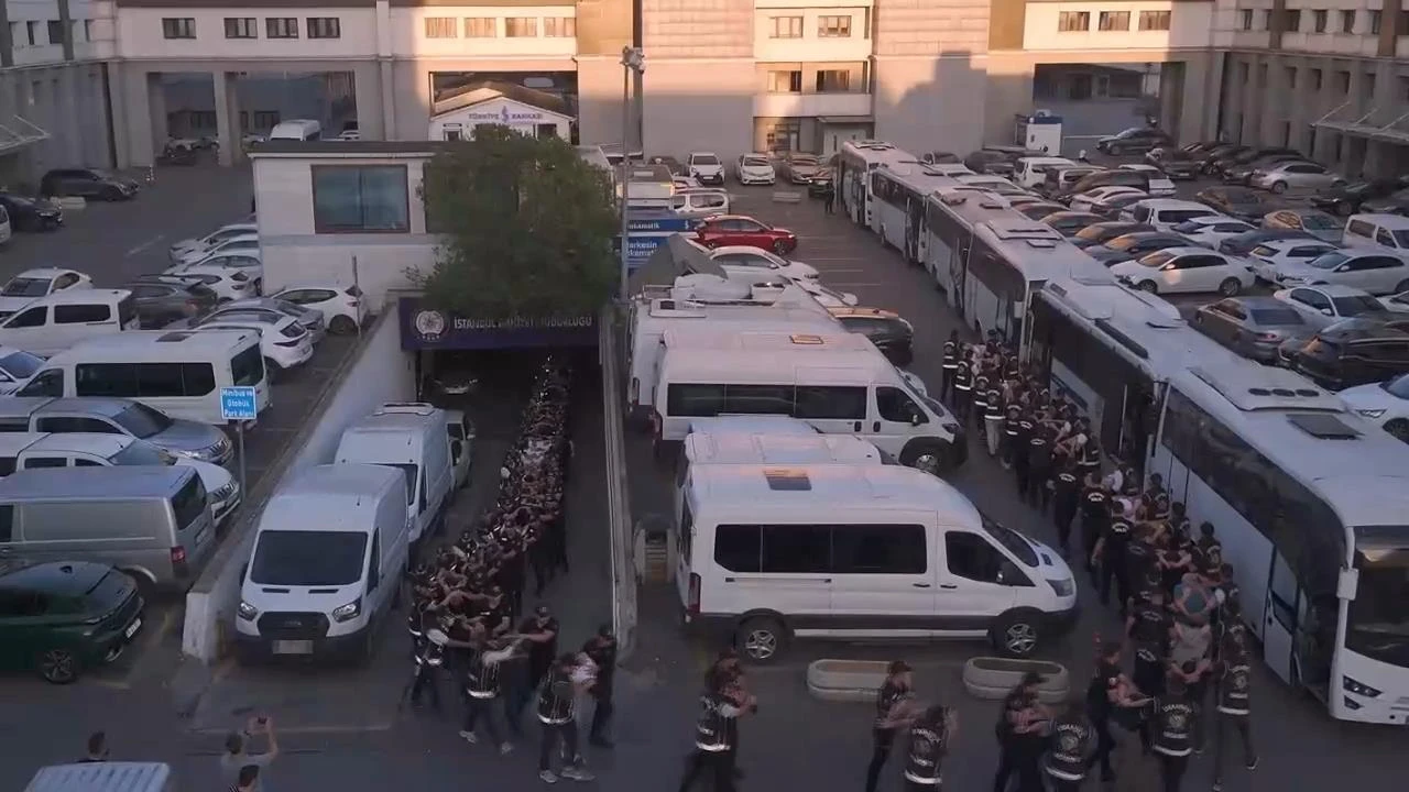 Çetelere operasyon: 103 kişi adliyeye böyle götürüldü