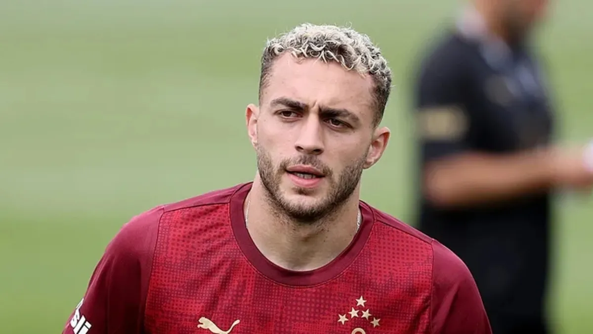 Sarı-kırmızılı taraftarlar ikiye bölündü: Galatasaraylı Barış Alper Yılmaz’ın yeni imajı sosyal medyanın gündeminde!