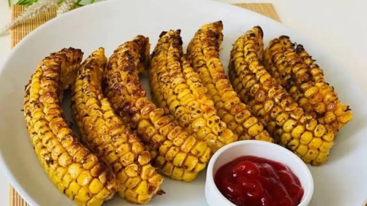 Yazın favori lezzeti: Fırında baharatlı süt mısır tarifi