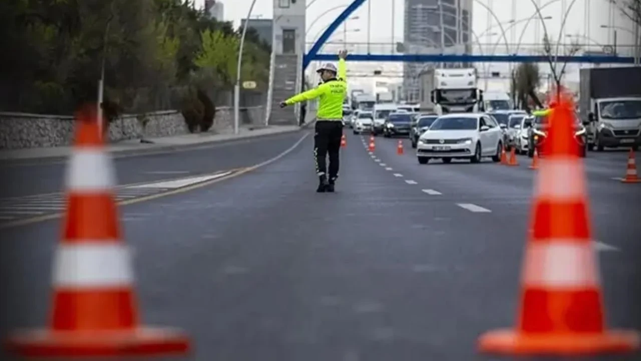 Beyoğlu ve Şişli'de bazı yollar trafiğe kapatılacak