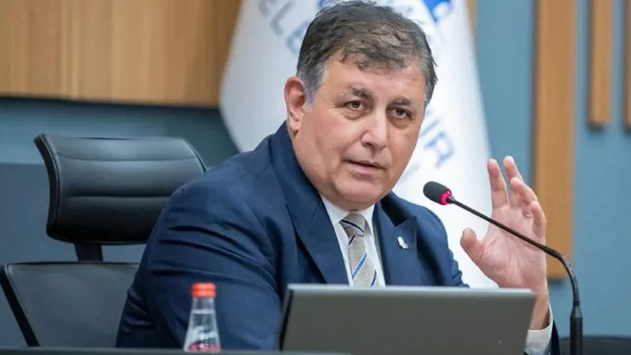 İzmir Büyükşehir Belediye Başkanı Cemil Tugay neden CHP'den istifa etti? Cemil Tugay kimdir, kaç yaşında?