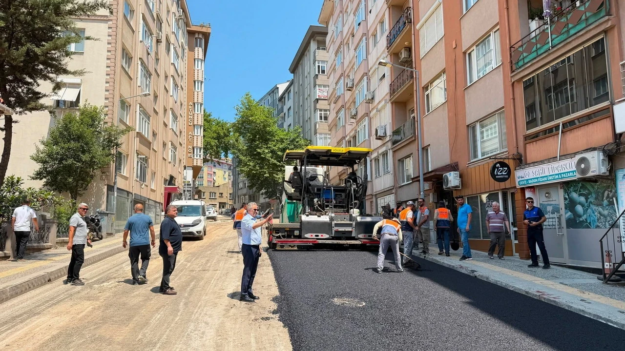 Bandırma Belediye Başkanı Mirza çalışmaların rotasını çizdi: Ekipler gece gündüz sahada