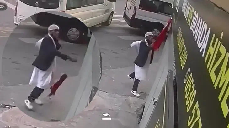 Kağıthane’de Türk bayrağını sökerek yere atan şüpheli yakalandı! İfadesi ortaya çıktı