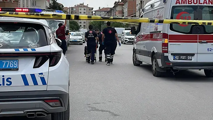 Konya'da dehşet evi! Ailesini boğazlarını keserek katletti